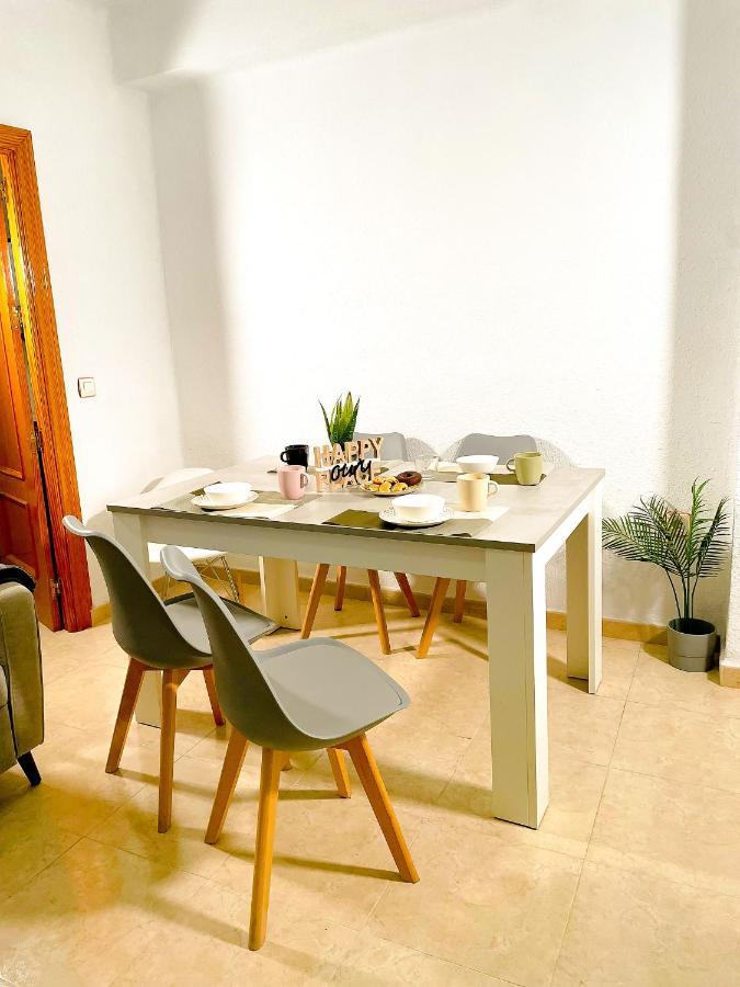 Apartamento Centro Playa Estacion De Tren Málaga Exteriör bild